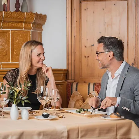Otel Wellnesshotel Schoenruh - Adults Only Seefeld in Tirol