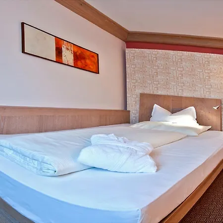 Otel Wellnesshotel Schoenruh - Adults Only Seefeld in Tirol