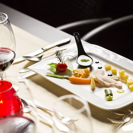 Wellnesshotel Schoenruh - Adults Only Hotel Seefeld in Tirol