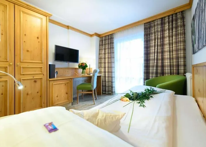 Wellnesshotel Schoenruh - Adults Only Hotel 4*